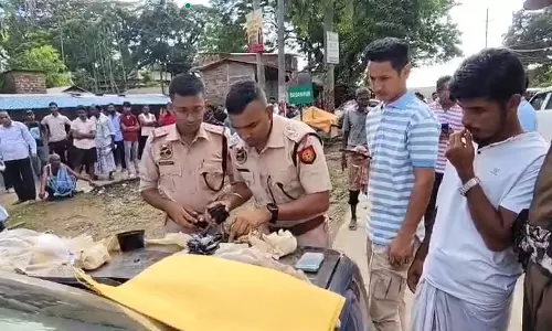 Assam  पुलिस ने करीमगंज में 2 करोड़ रुपये मूल्य की प्रतिबंधित दवाएं जब्त