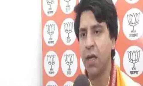 Shehzad Poonawala ने नतीजों से पहले जीत का जश्न मनाने के लिए कांग्रेस पर कटाक्ष किया Shehzad Poonawala ने नतीजों से पहले जीत का जश्न मनाने के लिए कांग्रेस पर कटाक्ष किया