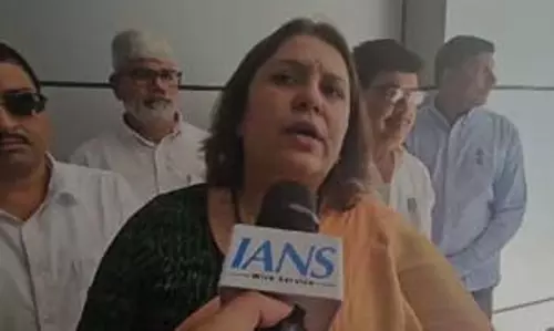 जम्मू कश्मीर की जनता ने भाजपा को नकारा: सुप्रिया श्रीनेत जम्मू कश्मीर की जनता ने भाजपा को नकारा: सुप्रिया श्रीनेत
