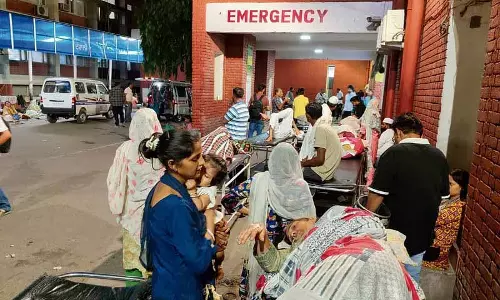 PGI डॉक्टर के साथ अटेंडेंट की मारपीट के बाद इमरजेंसी में दाखिले रोके गए