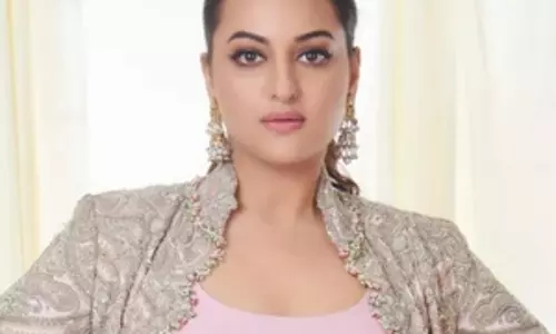 Sonakshi ने कहा- ओटीटी अभिनेताओं को अपने किरदारों को गहराई देने का मौका देता है