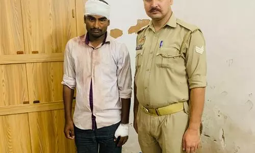 Gorakhpur: अल्ट्रासाउंड नहीं कराया तो पत्नी-बेटे के सामने 10-15 स्टाफ से पिटवाया: कांस्टेबल