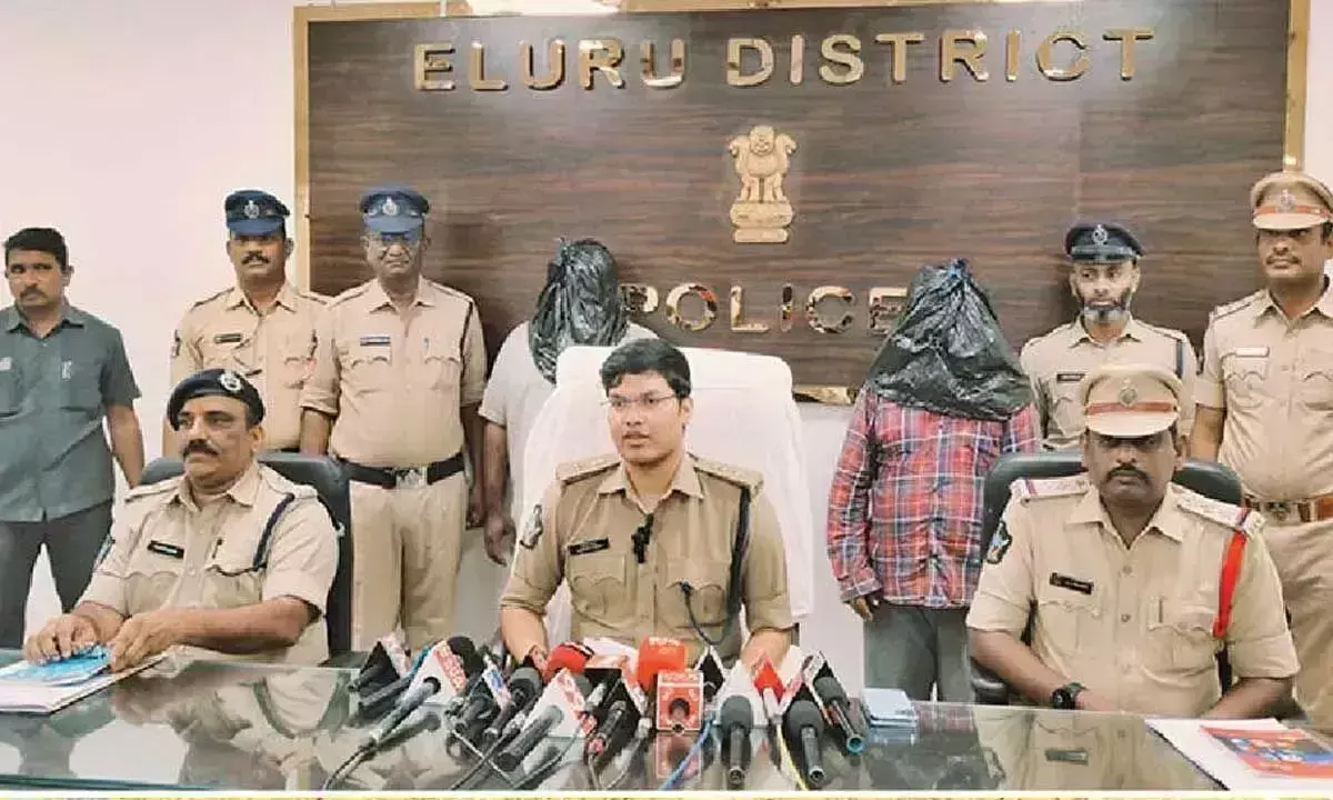 Andhra Pradesh: अविवाहित लड़कियों को धोखा देने के आरोप में तीन गिरफ्तार