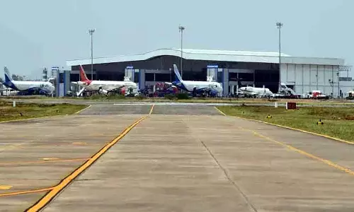 Vizag हवाई अड्डे पर दूसरी तिमाही में विमानों की आवाजाही में 6.8% की वृद्धि देखी गई Vizag हवाई अड्डे पर दूसरी तिमाही में विमानों की आवाजाही में 6.8% की वृद्धि देखी गई