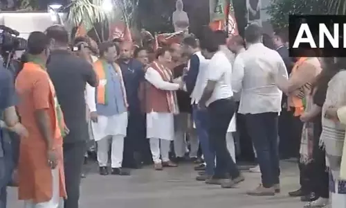 BIG BREAKING: कुछ ही देर में BJP मुख्यालय पहुंचेंगे PM मोदी BIG BREAKING: कुछ ही देर में BJP मुख्यालय पहुंचेंगे PM मोदी