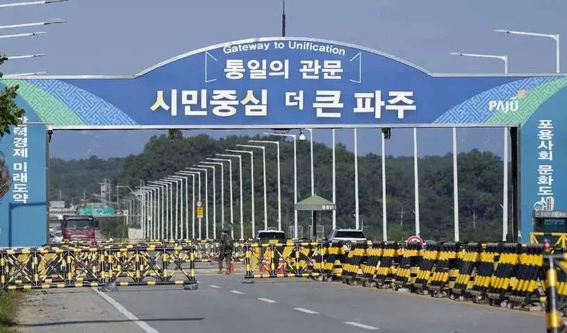 North Korea ने दक्षिण कोरिया के साथ रक्षा स्थिति मजबूत करने की कसम खाई