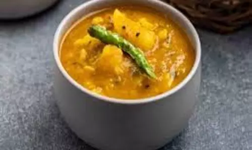 Bhandara Aloo Sabzi: घर पर  बनाएं भंडारा आलू सब्जी