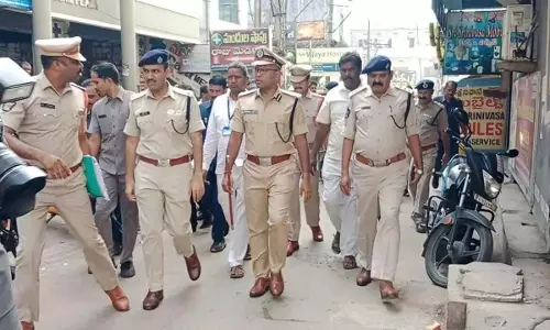 Andhra: डीआईजी ने महोत्सव के लिए सुरक्षा व्यवस्था की समीक्षा की