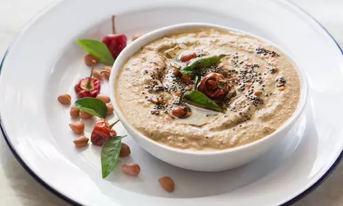 Shardiya Navratri Chutney Recipe: नवरात्रि के व्यंजनों का स्वाद बढ़ जाएगा  इस चटनियां से