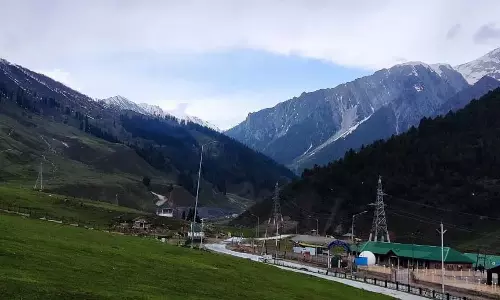 Sonmarg: सोनमर्ग में वरिष्ठ अमेरिकी पर्यटक की मौत
