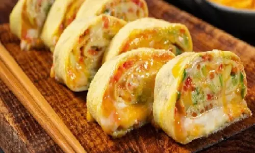 Tasty और healthy कोरियन एग रोल, टेस्ट ऐसा हर कोई हो जाएगा दीवाना Tasty और healthy कोरियन एग रोल, टेस्ट ऐसा हर कोई हो जाएगा दीवाना