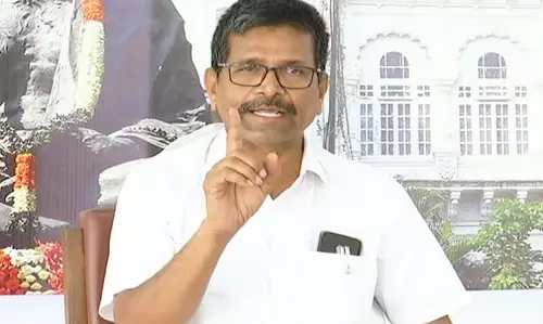 Narsi Reddy एक बार फिर यूटीएफ एमएलसी उम्मीदवार के तौर पर चुनाव लड़ेंगे Narsi Reddy एक बार फिर यूटीएफ एमएलसी उम्मीदवार के तौर पर चुनाव लड़ेंगे