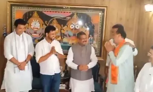 हरियाणा में BJP की बल्ले-बल्ले, 2 निर्दलीय विधायक ने समर्थन दिया हरियाणा में BJP की बल्ले-बल्ले, 2 निर्दलीय विधायक ने समर्थन दिया