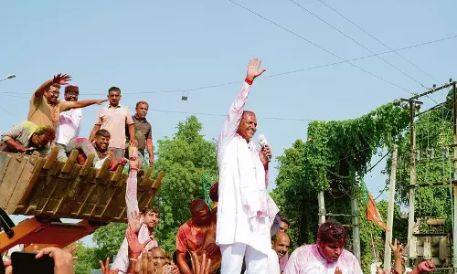 Haryana : भाजपा ने भिवानी चरखी दादरी जिलों में कांग्रेस के मंसूबों पर पानी फेर दिया Haryana : भाजपा ने भिवानी चरखी दादरी जिलों में कांग्रेस के मंसूबों पर पानी फेर दिया