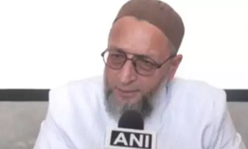 Asaduddin Owaisi ने कहा, कांग्रेस को 10 साल की सत्ता विरोधी लहर का फायदा उठाना चाहिए था