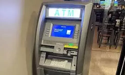 विजाग पुलिस ने ATM चोरी और साइबर अपराध पर अंकुश लगाने के लिए बैठक बुलाई विजाग पुलिस ने ATM चोरी और साइबर अपराध पर अंकुश लगाने के लिए बैठक बुलाई