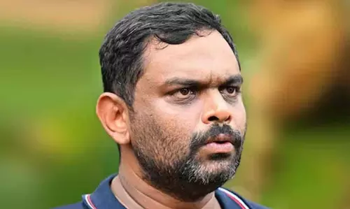 KERALA : सोशल मीडिया पर बदनामी लॉरी मालिक मनाफ ने सीएम को लिखा पत्र KERALA : सोशल मीडिया पर बदनामी लॉरी मालिक मनाफ ने सीएम को लिखा पत्र