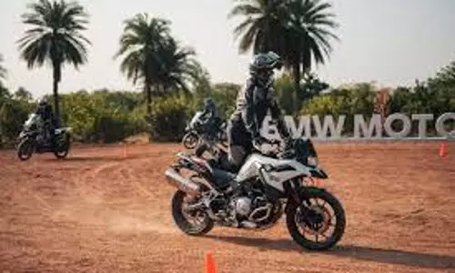 BMW मोटरराड इंडिया ने जीएस एक्सपीरियंस लेवल 2 लॉन्च किया BMW मोटरराड इंडिया ने जीएस एक्सपीरियंस लेवल 2 लॉन्च किया