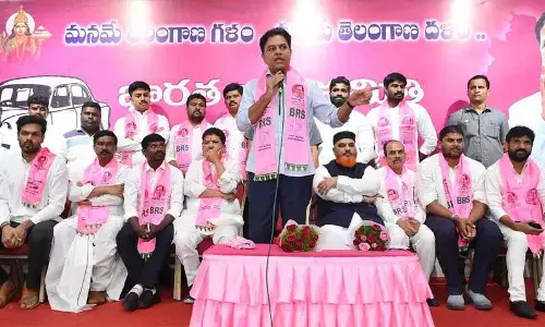 KTR ने तेलंगाना में ‘बुलडोजर राज’ को लेकर कांग्रेस पर निशाना साधा