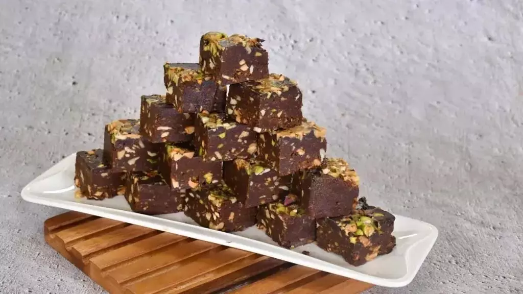 Festival Recipe: त्योहारों की खुशियां स्वादिष्ट व्यंजन साथ Festival Recipe: त्योहारों की खुशियां स्वादिष्ट व्यंजन साथ