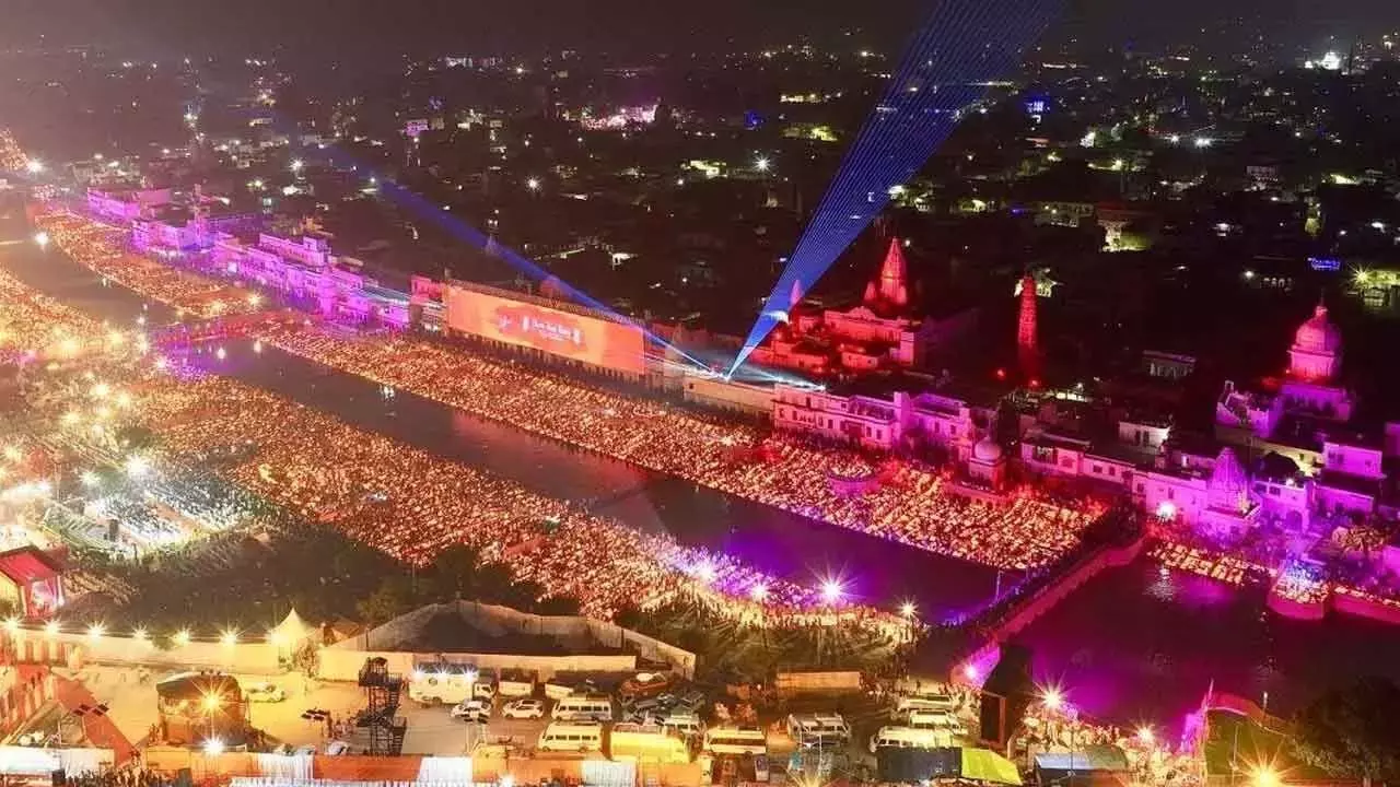 Ayodhya Deepotsav 2024: यूपी सरकार 25 लाख दीयों के साथ नया रिकॉर्ड बनाने की तैयारी में Ayodhya Deepotsav 2024: यूपी सरकार 25 लाख दीयों के साथ नया रिकॉर्ड बनाने की तैयारी में