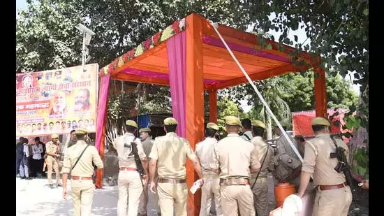 Noida: 13 अक्टूबर को डासना मंदिर में हिंदू महापंचायत Noida: 13 अक्टूबर को डासना मंदिर में हिंदू महापंचायत