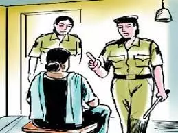 Muzaffarnagar: महिलाएं सड़क पर सुरक्षित नहीं Muzaffarnagar: महिलाएं सड़क पर सुरक्षित नहीं