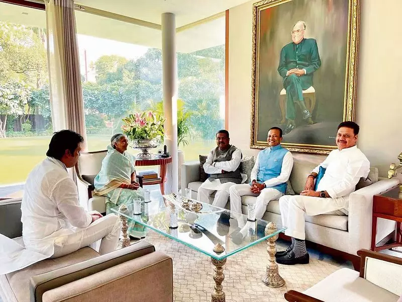 Haryana : नतीजों के एक दिन बाद 3 निर्दलीयों ने भगवा पार्टी को समर्थन दिया Haryana : नतीजों के एक दिन बाद 3 निर्दलीयों ने भगवा पार्टी को समर्थन दिया