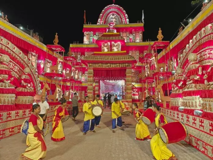 Dibrugarh: ज्योति नगर दुर्गा पूजा में हड़प्पा सभ्यता की थीम अपनाई गई Dibrugarh: ज्योति नगर दुर्गा पूजा में हड़प्पा सभ्यता की थीम अपनाई गई