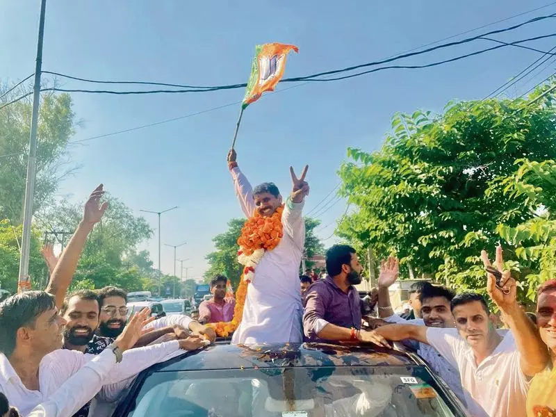 Haryana : पुंडरी में भाजपा ने भारतीय प्रत्याशियों की छह बार की जीत का सिलसिला तोड़ा Haryana : पुंडरी में भाजपा ने भारतीय प्रत्याशियों की छह बार की जीत का सिलसिला तोड़ा