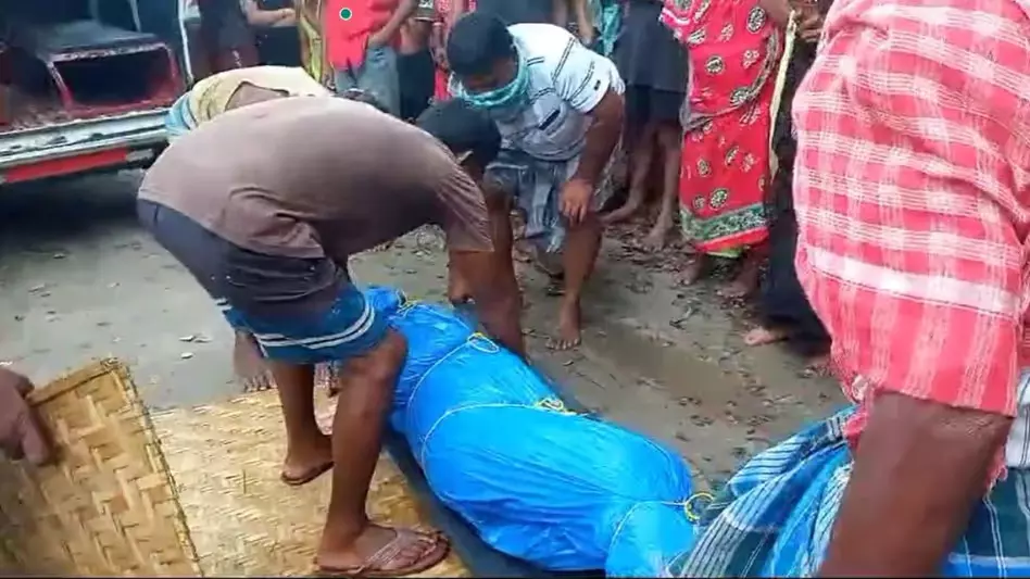 Assam : धेकियाजुली में महिला की रहस्यमय मौत से आक्रोश फैला Assam : धेकियाजुली में महिला की रहस्यमय मौत से आक्रोश फैला