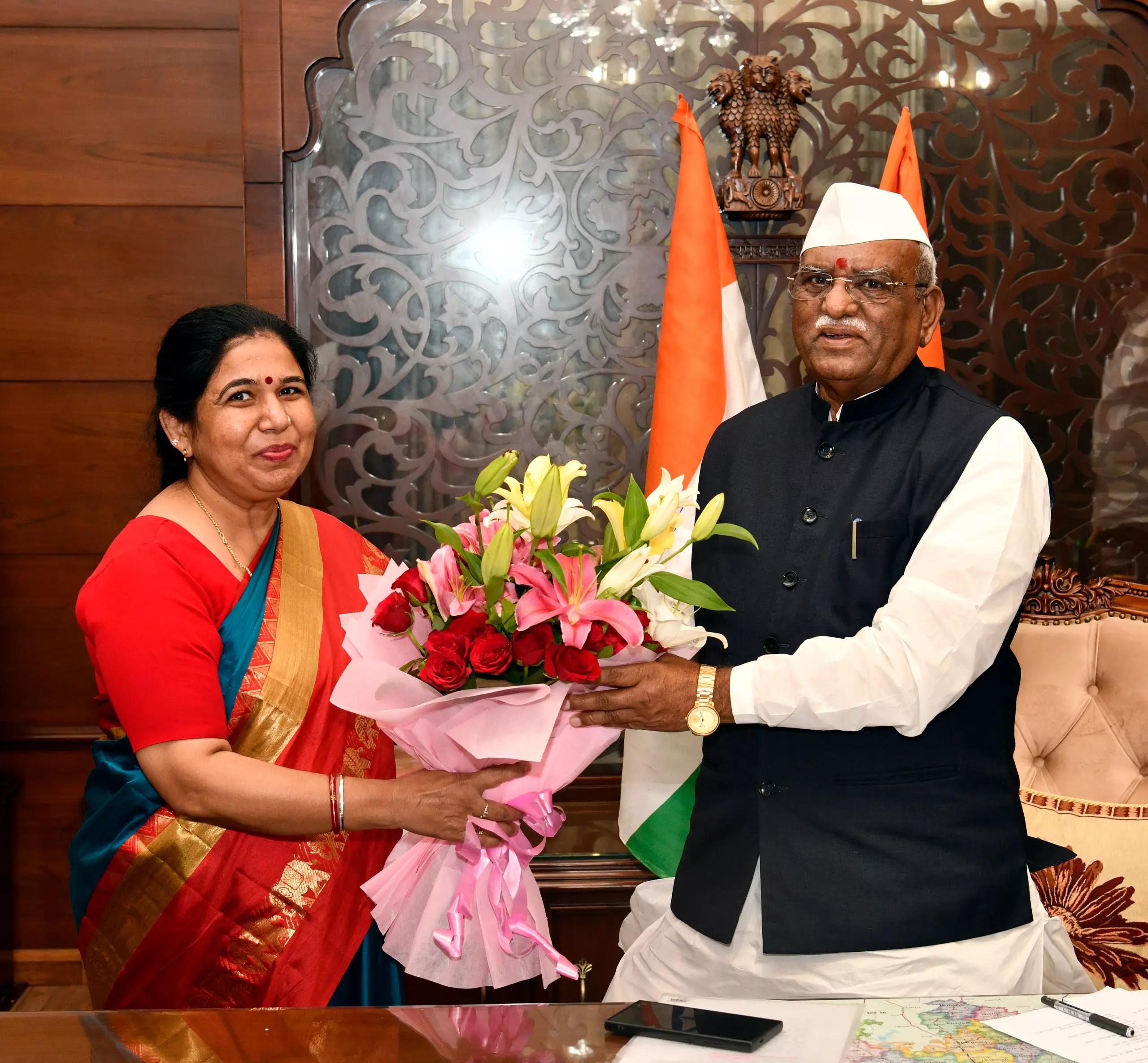Jaipur: राज्यपाल से राज्यमंत्री डॉ. बाघमार ने की शिष्टाचार भेंट Jaipur: राज्यपाल से राज्यमंत्री डॉ. बाघमार ने की शिष्टाचार भेंट