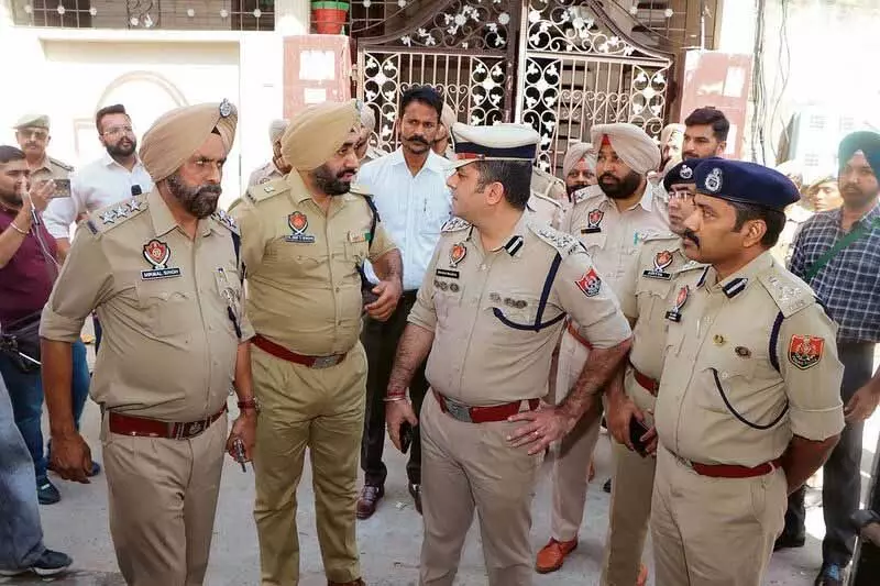 Jalandhar: तलाशी अभियान में 22 FIR, 28 गिरफ्तारियां, 8 हिरासत में