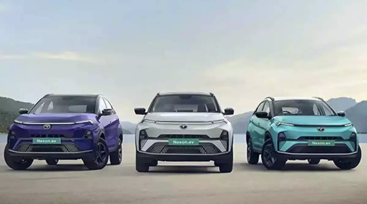 Nexon EV और पंच EV के लिए फ्री पब्लिक चार्जिंग ऑफर कर रही कंपनी Nexon EV और पंच EV के लिए फ्री पब्लिक चार्जिंग ऑफर कर रही कंपनी