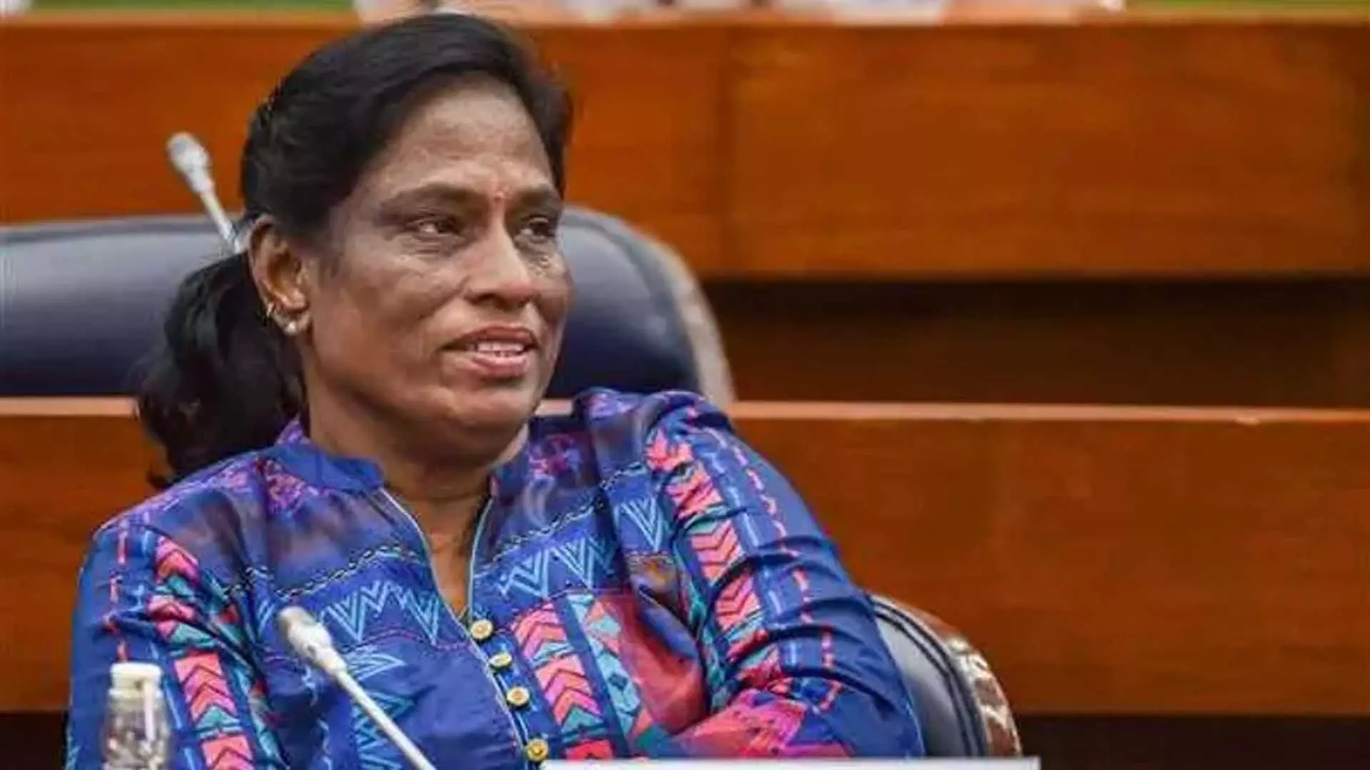 Usha ने अपने खिलाफ अविश्वास प्रस्ताव को अवैध बताया, चौबे की आलोचना की Usha ने अपने खिलाफ अविश्वास प्रस्ताव को अवैध बताया, चौबे की आलोचना की