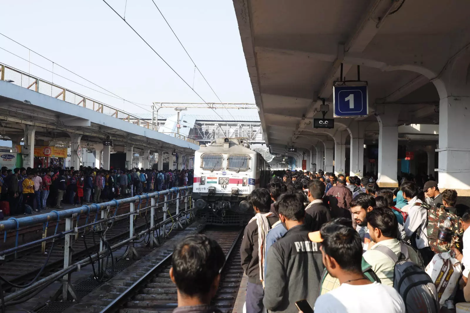Hyderabad शहर के बीचों-बीच मलकपेट रेस कोर्स अपनी नज़रें गड़ा दी Hyderabad शहर के बीचों-बीच मलकपेट रेस कोर्स अपनी नज़रें गड़ा दी