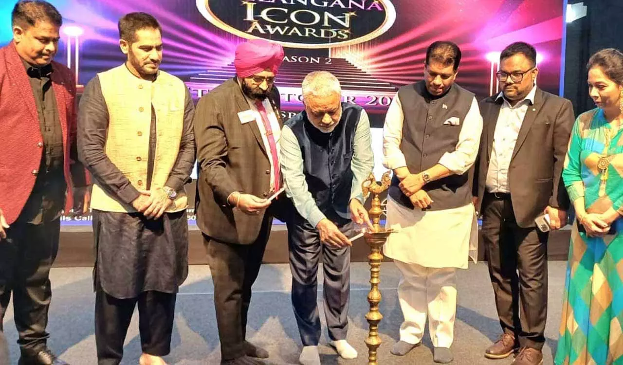 Telangana: दूसरे संस्करण में विविध क्षेत्रों के अग्रदूतों की उपलब्धियों का जश्न मनाया Telangana: दूसरे संस्करण में विविध क्षेत्रों के अग्रदूतों की उपलब्धियों का जश्न मनाया