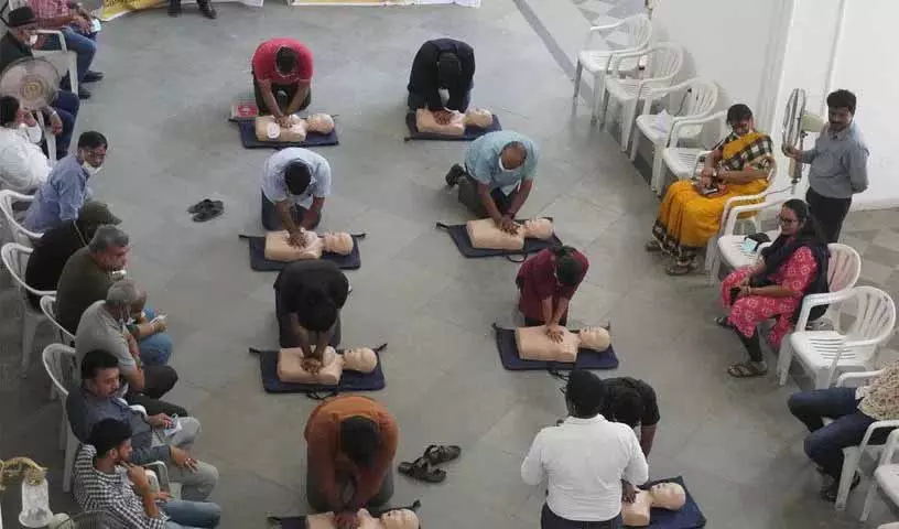 लॉज कीज नंबर 297 हैदराबाद में CPR प्रशिक्षण का आयोजन करेगा लॉज कीज नंबर 297 हैदराबाद में CPR प्रशिक्षण का आयोजन करेगा