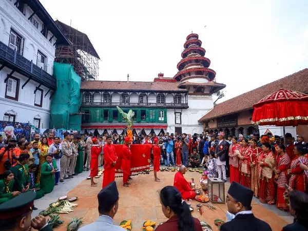 Nepal में फूलपाती मनाई जाती है: गोरखा से काठमांडू तक विविधता लाने की परंपरा Nepal में फूलपाती मनाई जाती है: गोरखा से काठमांडू तक विविधता लाने की परंपरा
