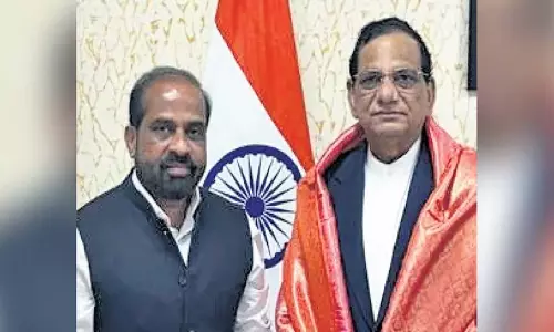 Andhra: मेडिकल कॉलेजों के लिए नीति आयोग से सहायता मांगी गई Andhra: मेडिकल कॉलेजों के लिए नीति आयोग से सहायता मांगी गई