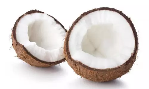 Kerala: आपूर्ति की कमी के कारण नारियल की कीमतों में उछाल
