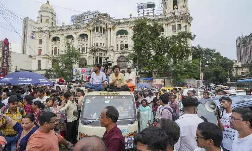 आंदोलनकारी जूनियर डॉक्टरों और Bengal सरकार के बीच वार्ता विफल
