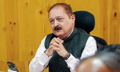 Jammu: सलाहकार ने विकास कार्यों का जायजा लिया Jammu: सलाहकार ने विकास कार्यों का जायजा लिया