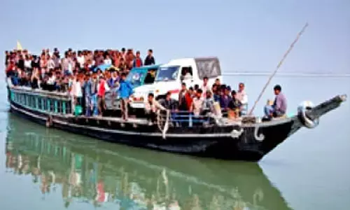 Lakhimpur: ओवरलोडेड नौकाओं और असुरक्षित परिचालन पर कार्रवाई