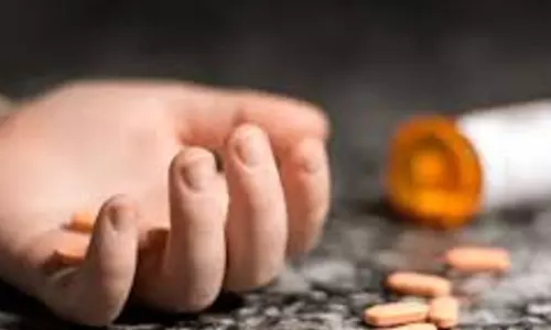 Noida: मायके में रहने आयी विवाहिता ने खाया जहर Noida: मायके में रहने आयी विवाहिता ने खाया जहर