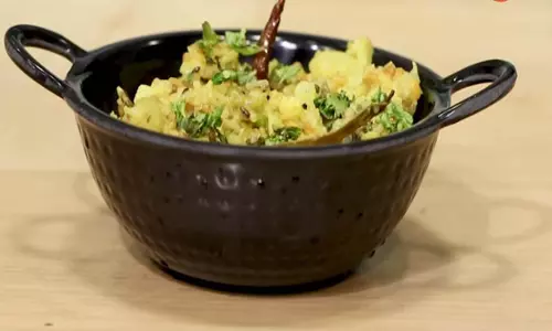Bengali dish भोगेर खिचुरी दुर्गा पूजा पर जरूर बनाया जाता Bengali dish भोगेर खिचुरी दुर्गा पूजा पर जरूर बनाया जाता