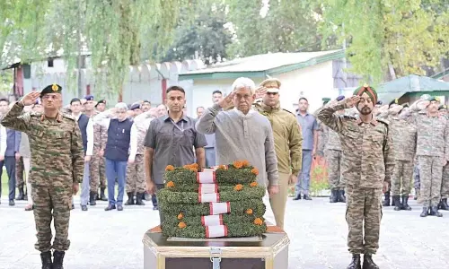 J&K: जंगलों में अपहृत सेना के जवान का गोलियों से छलनी शव बरामद
