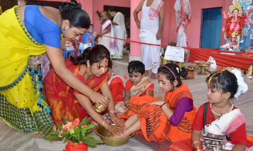 कंजक पूजन के दौरान कन्याओं को यह प्रसाद खिलाए