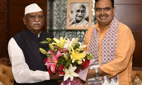 Jaipur: मुख्यमंत्री शर्मा ने राजभवन पहुंचकर राज्यपाल से की शिष्टाचार भेंट