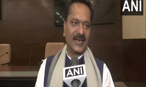 असम के मंत्री ने DoHUA की पहली पूर्णतः वेब-आधारित, कागज रहित समीक्षा बैठक आयोजित की असम के मंत्री ने DoHUA की पहली पूर्णतः वेब-आधारित, कागज रहित समीक्षा बैठक आयोजित की